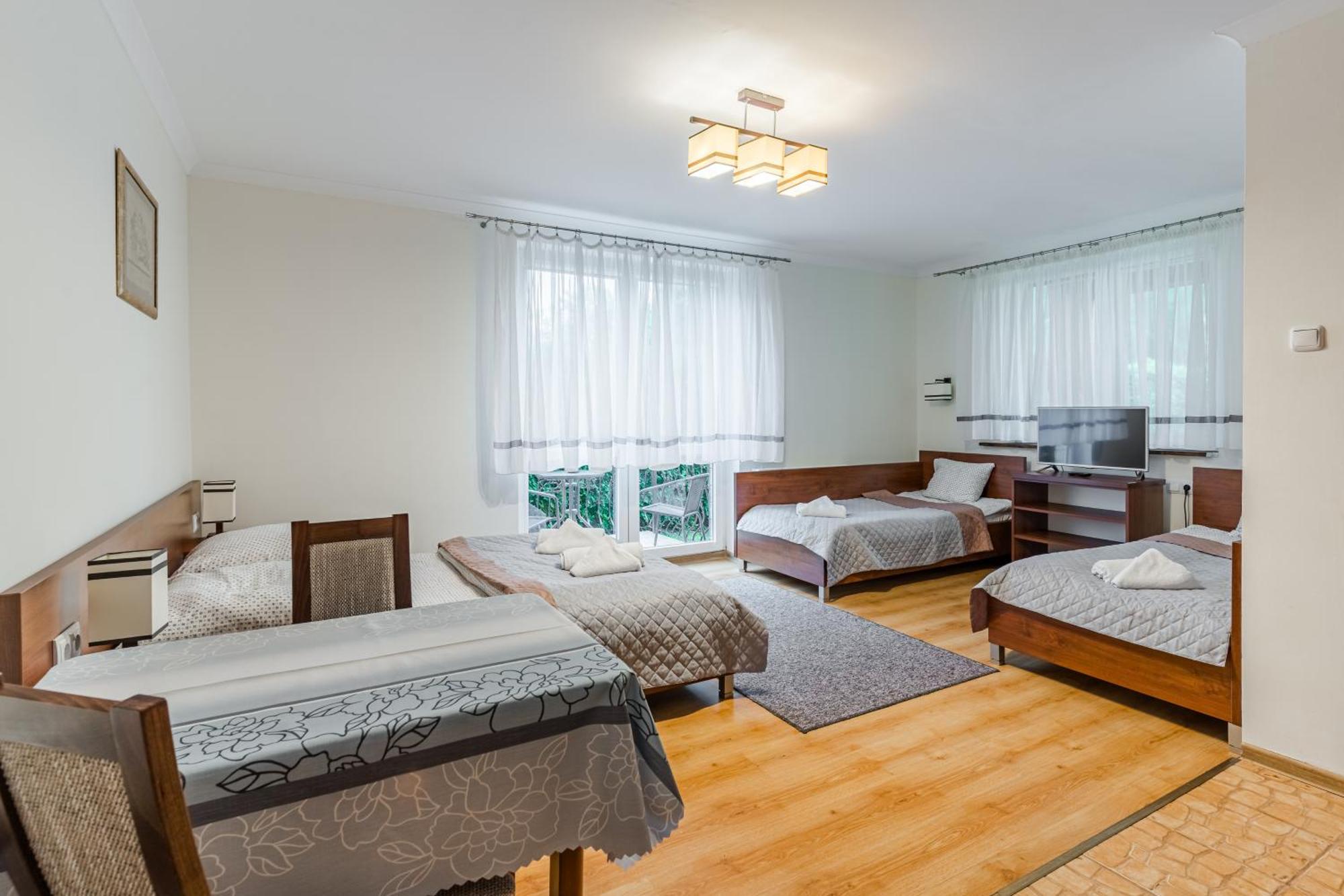 Ramzes Bed and Breakfast Ustka Exteriör bild