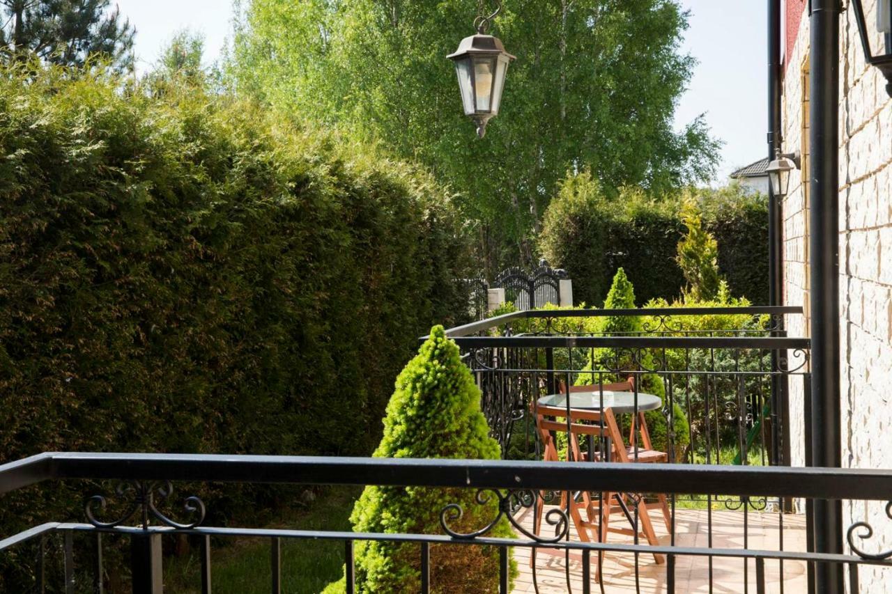 Ramzes Bed and Breakfast Ustka Exteriör bild