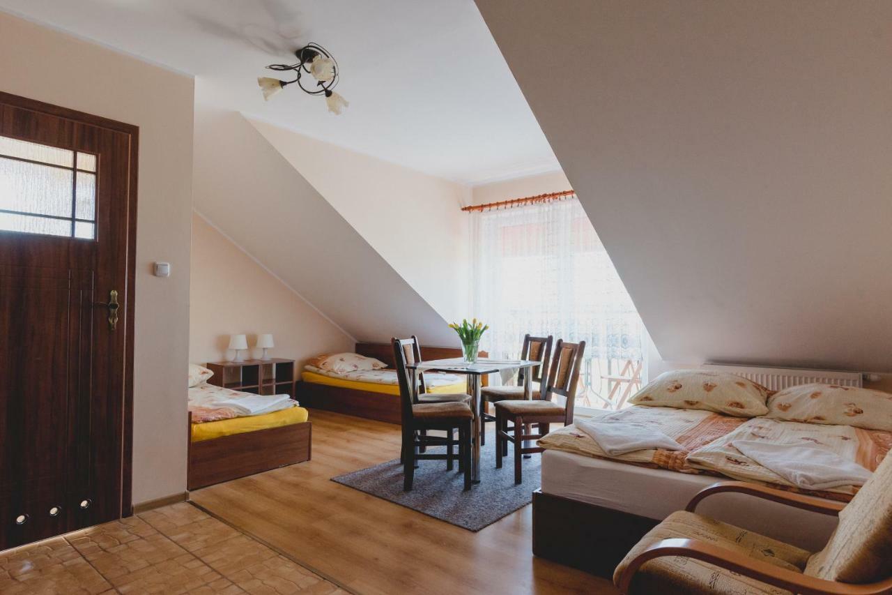 Ramzes Bed and Breakfast Ustka Exteriör bild