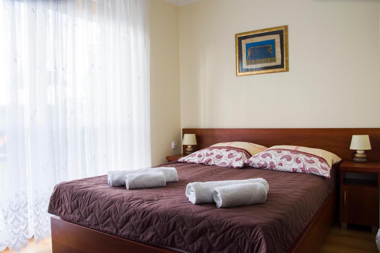 Ramzes Bed and Breakfast Ustka Exteriör bild